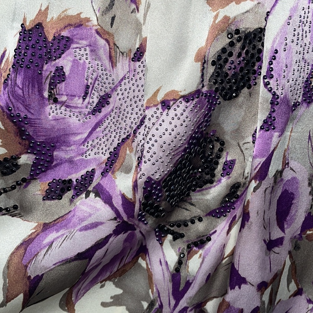 St. John evening 100% silk beaded floral cream purple sleeveless blouse - Picture 6 of 10